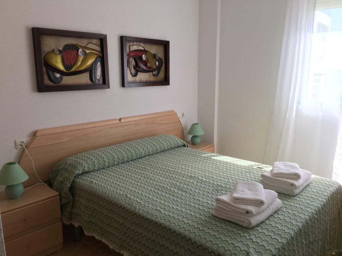 Apartamento Oroblanc Playa La Concha Apartment โอโรเปซาเดลมาร์ ภายนอก รูปภาพ
