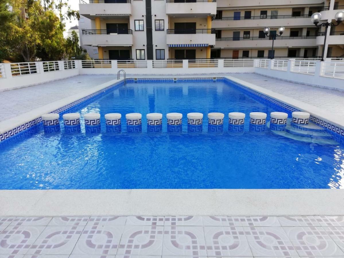 Apartamento Oroblanc Playa La Concha Apartment โอโรเปซาเดลมาร์ ภายนอก รูปภาพ